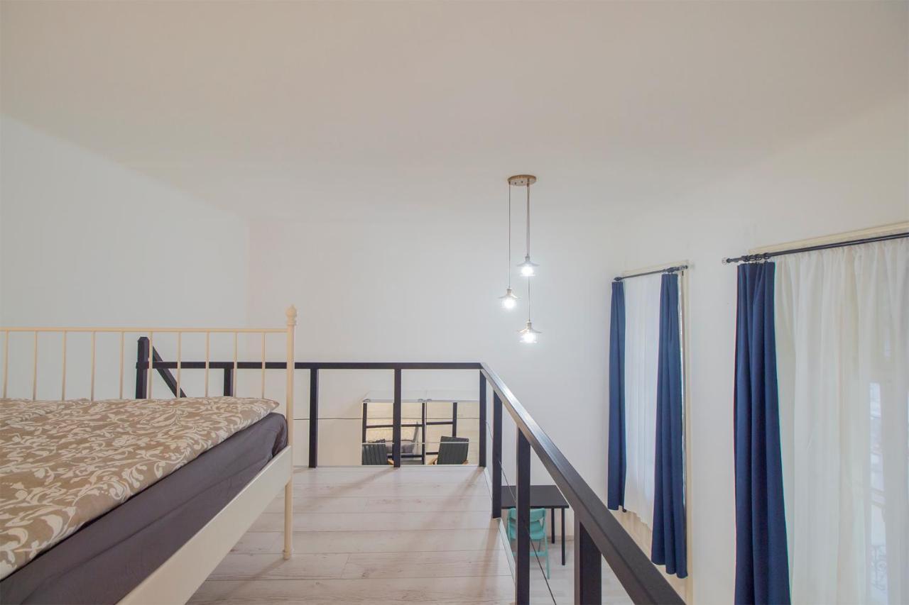 Industrial Double Loft * Budapest
