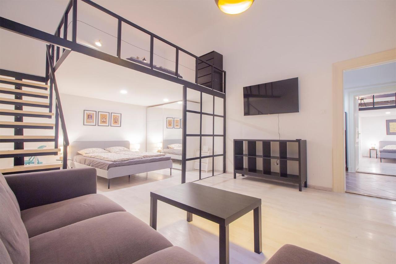 Industrial Double Loft * Budapest