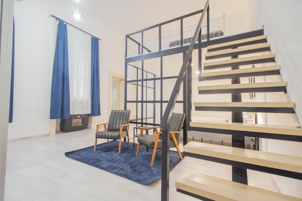 Industrial Double Loft Apartment